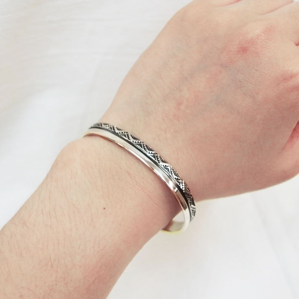 楽天市場】【INDIAN JEWELRY(インディアンジュエリー)】Navajo Bangle