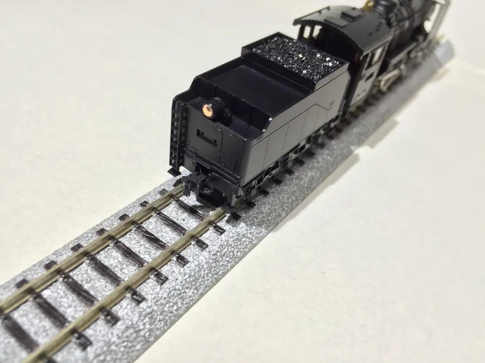 9600 デフ付 が入線です。KATO 2015 | NGaugeJP - 横濱模型 | 鉄道模型