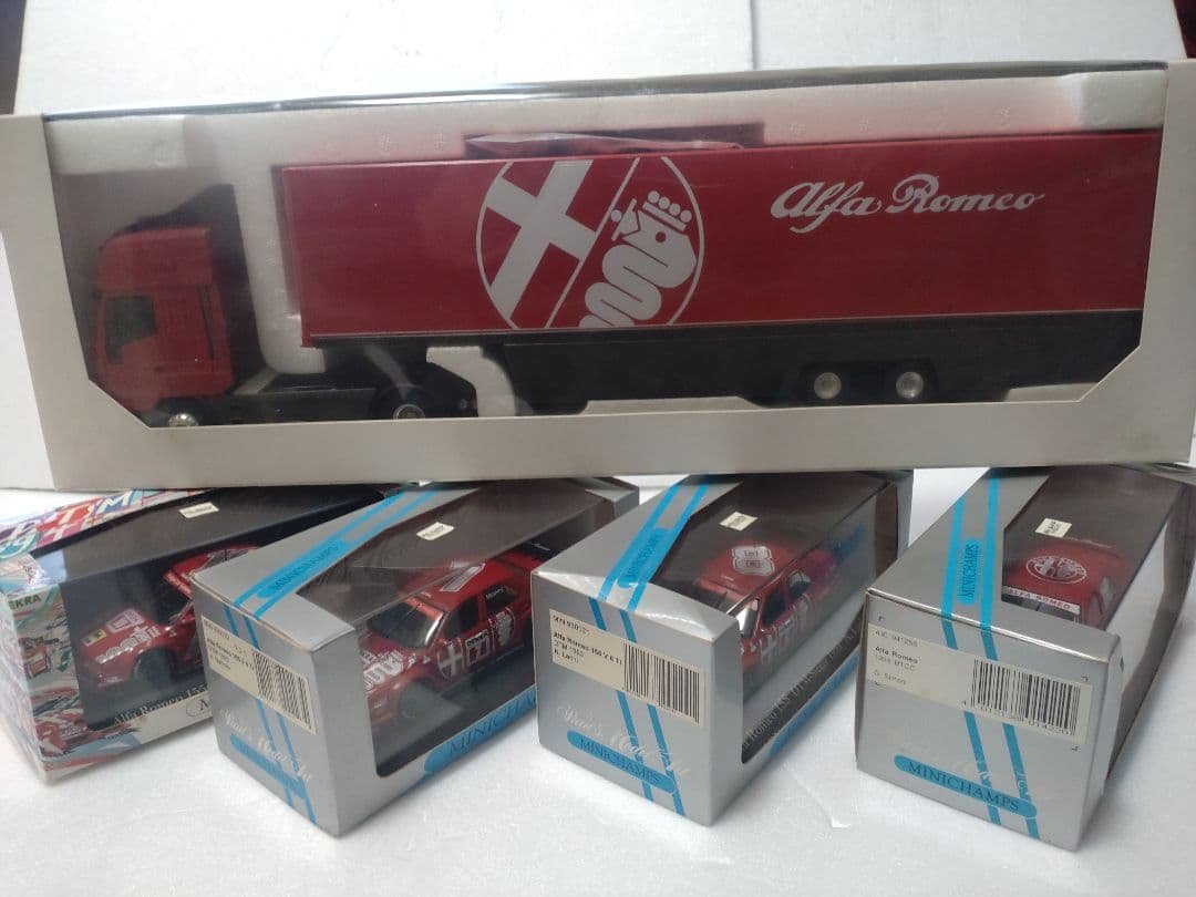 激希少 エリゴール1/43 アルファチームトランスポーター Alfa Romeo 新品 TM43-27B テクノモデル 1/43 アルファ ロメオ ジュリア 1600